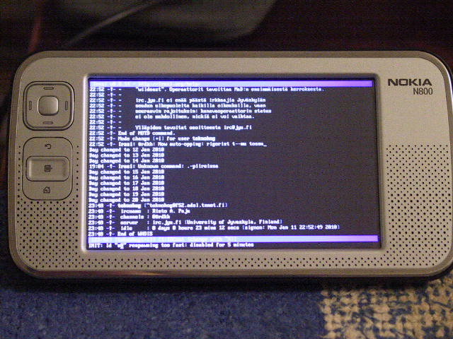 Gentoo irssi session on an N800